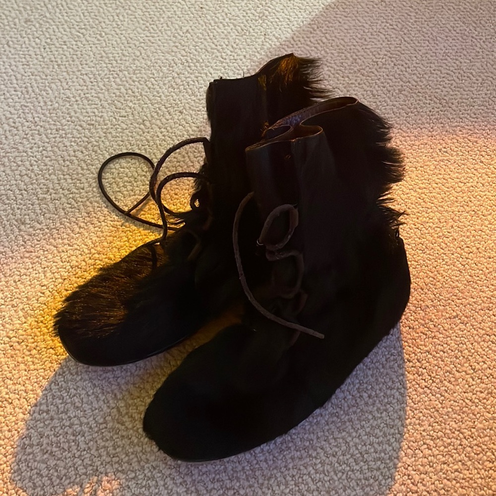 Tod’s Fur Boots